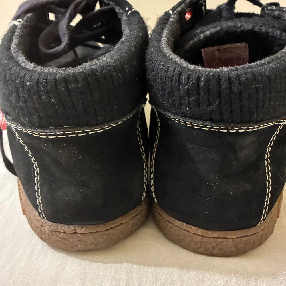 Ocean Minded Mens Black Suede Moccasin Chukka Boots Contrast Stitch Ribbed Knit